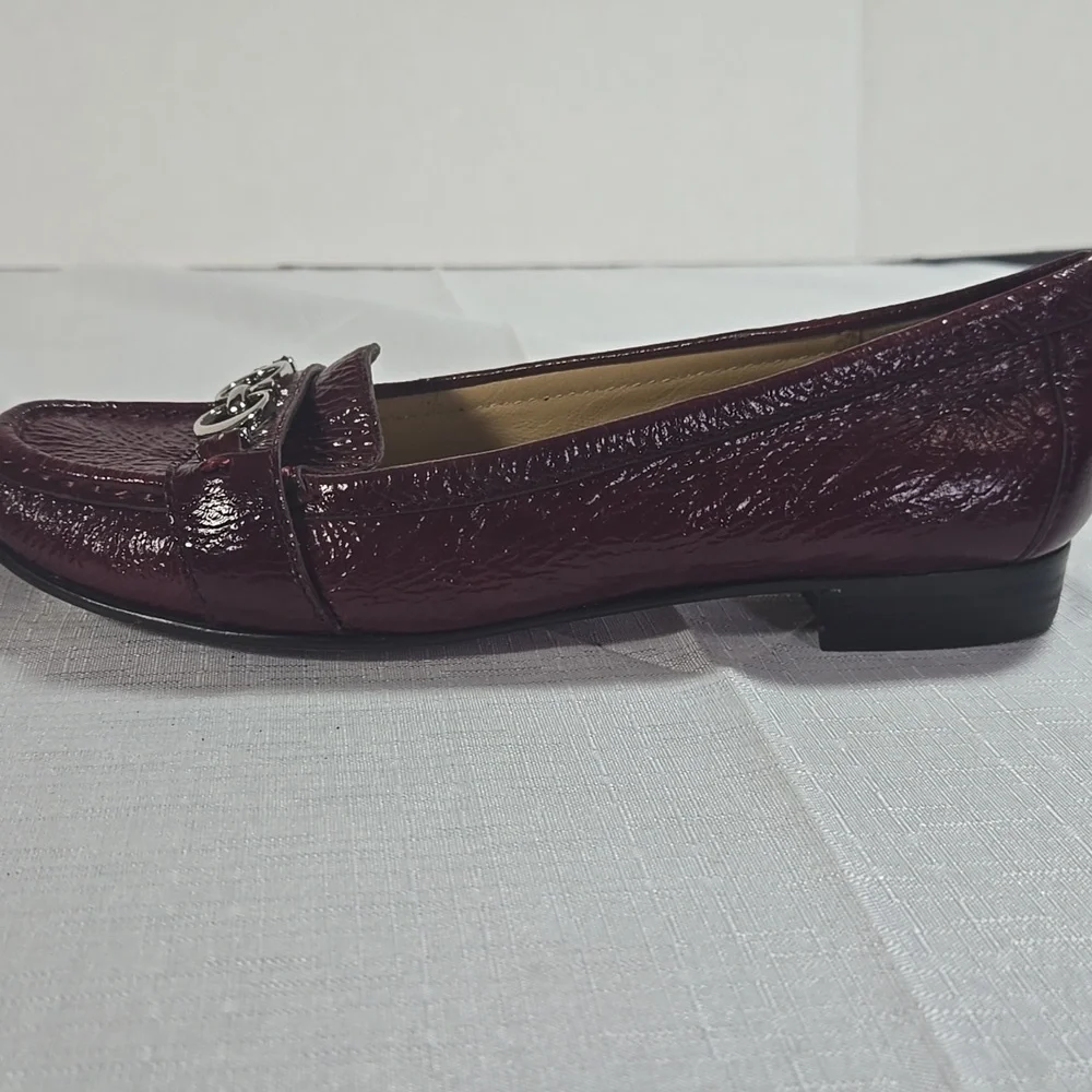 Coach Womens Signature Eloise Burgundy Red  Loafers  Flats 6B